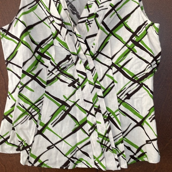 Sleeveless top - Picture 3 of 6